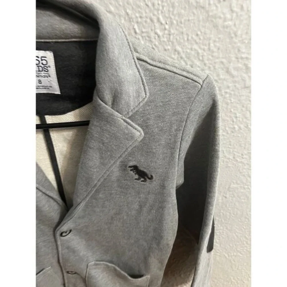 Boys gray jacket button up size 8‎